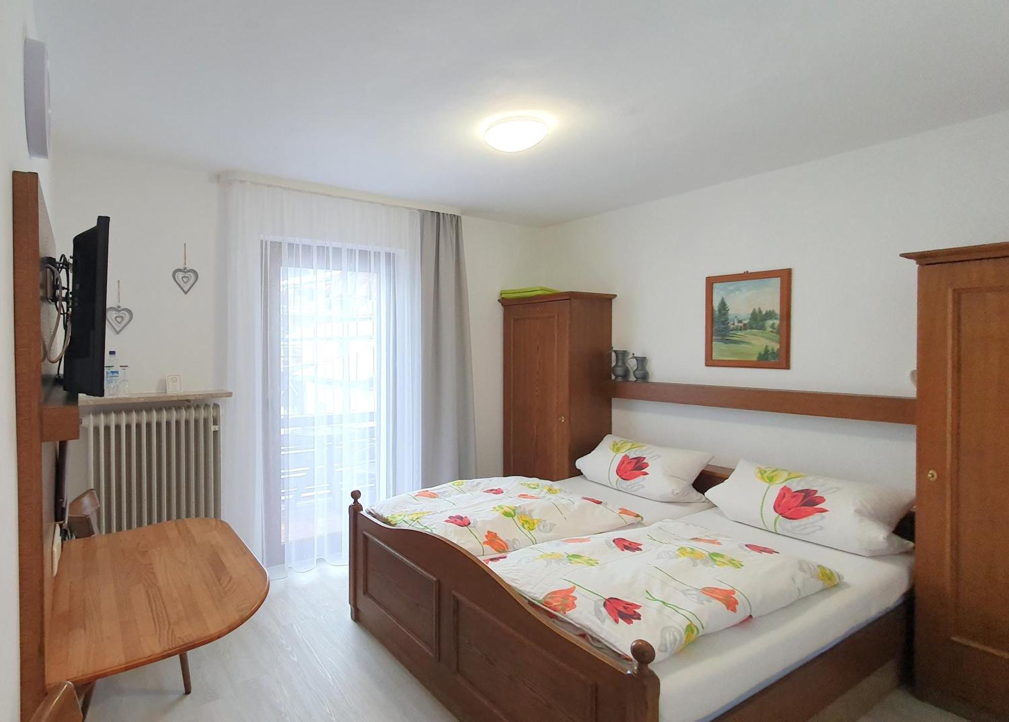 Hotel Garni Haus Alpine - Chiemgau Karte Inkl Ruhpolding Dış mekan fotoğraf