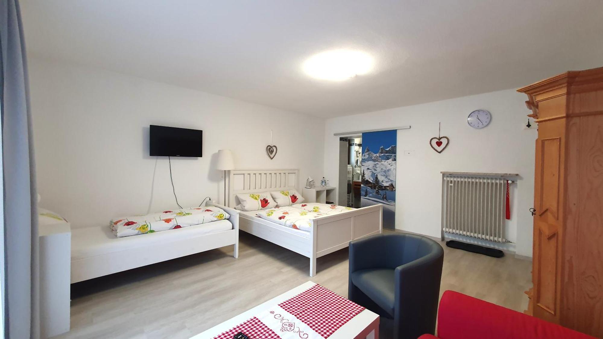 Hotel Garni Haus Alpine - Chiemgau Karte Inkl Ruhpolding Dış mekan fotoğraf