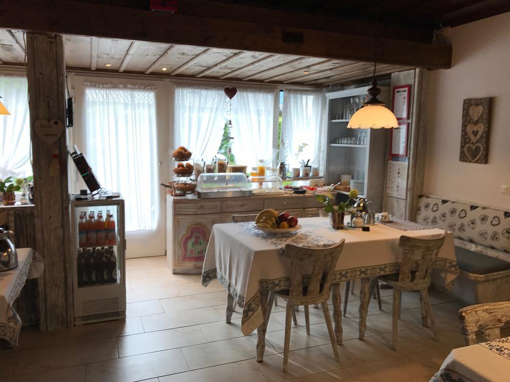 Hotel Garni Haus Alpine - Chiemgau Karte Inkl Ruhpolding Dış mekan fotoğraf