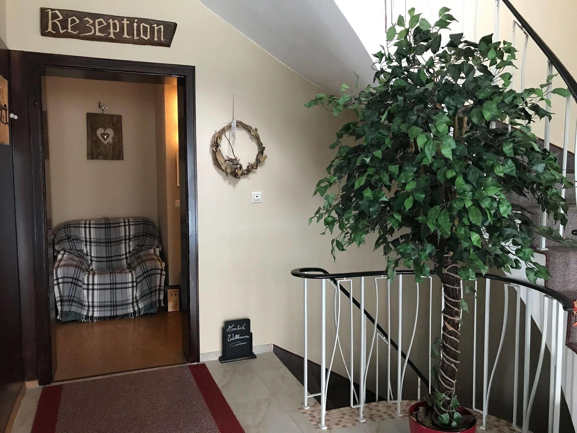 Hotel Garni Haus Alpine - Chiemgau Karte Inkl Ruhpolding Dış mekan fotoğraf